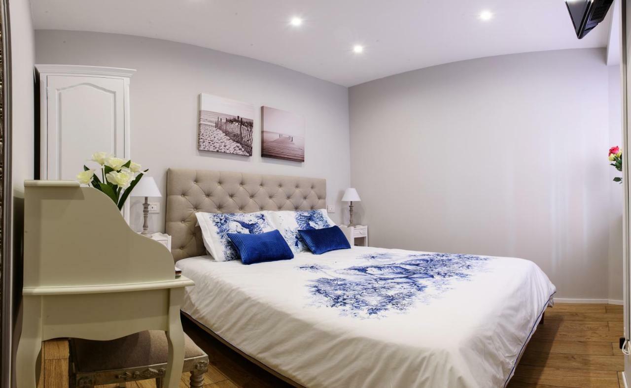 Lora Center Room Комо Экстерьер фото