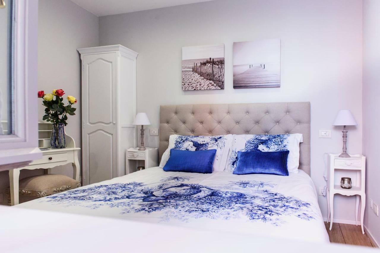 Lora Center Room Комо Экстерьер фото